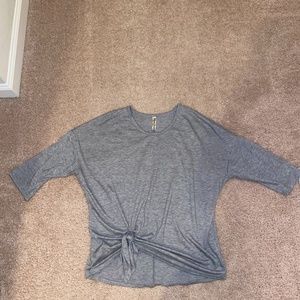 Gray Tie-Knot Mid Sleeve Workout/Casual Top